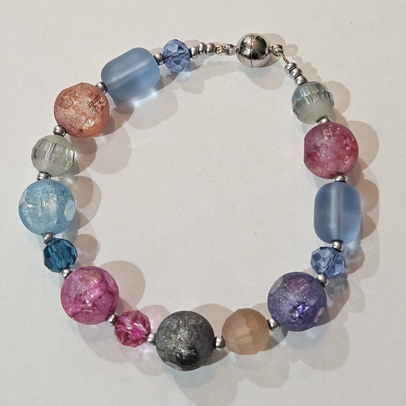 NEW Anthropologie Colorful Beads Bracelet Magnetic Closure Bohemian Summer Retro - Picture 5 of 6